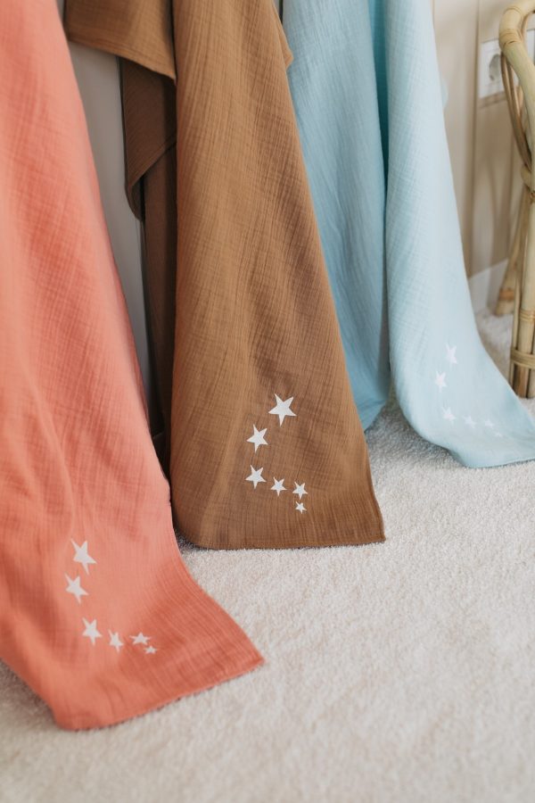 Yıldız Nakışlı Mint Müslin Bebek Örtüsü 90x100cm