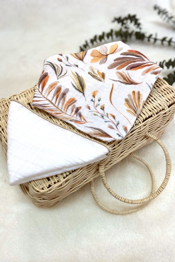 %100 Organik Pamuk 4 Katlı Müslin Önlük ve Ağız Mendili, Çiçek