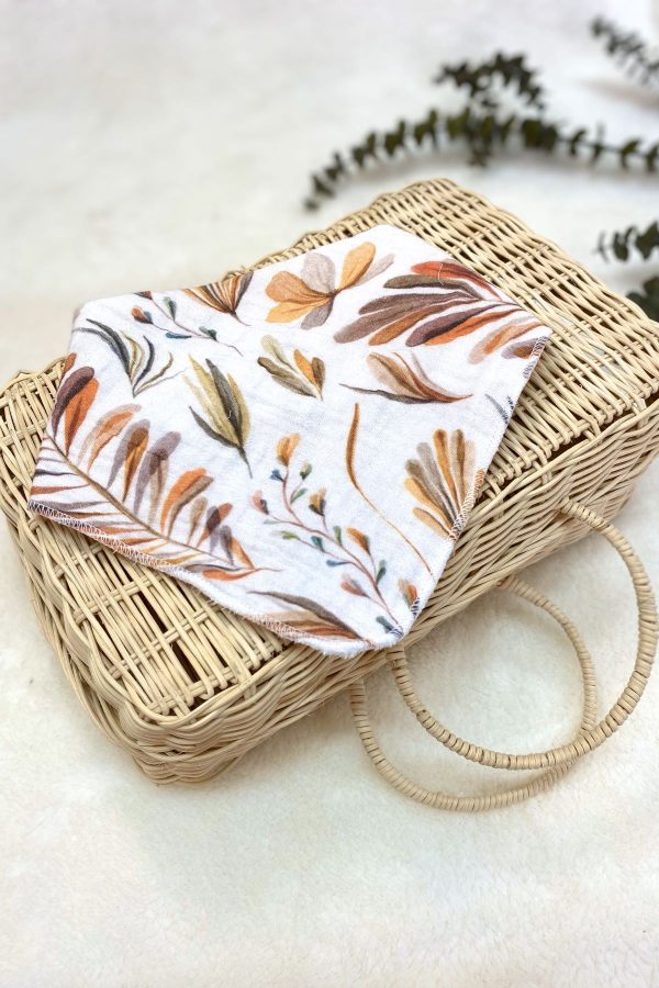 %100 Organik Pamuk 4 Katlı Müslin Önlük ve Ağız Mendili, Çiçek