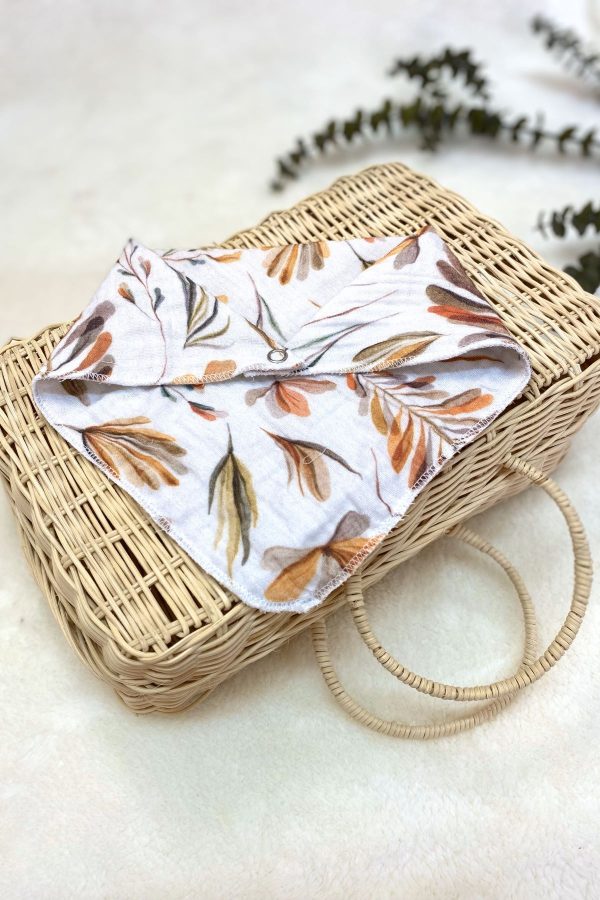 %100 Organik Pamuk 4 Katlı Müslin Önlük ve Ağız Mendili, Çiçek